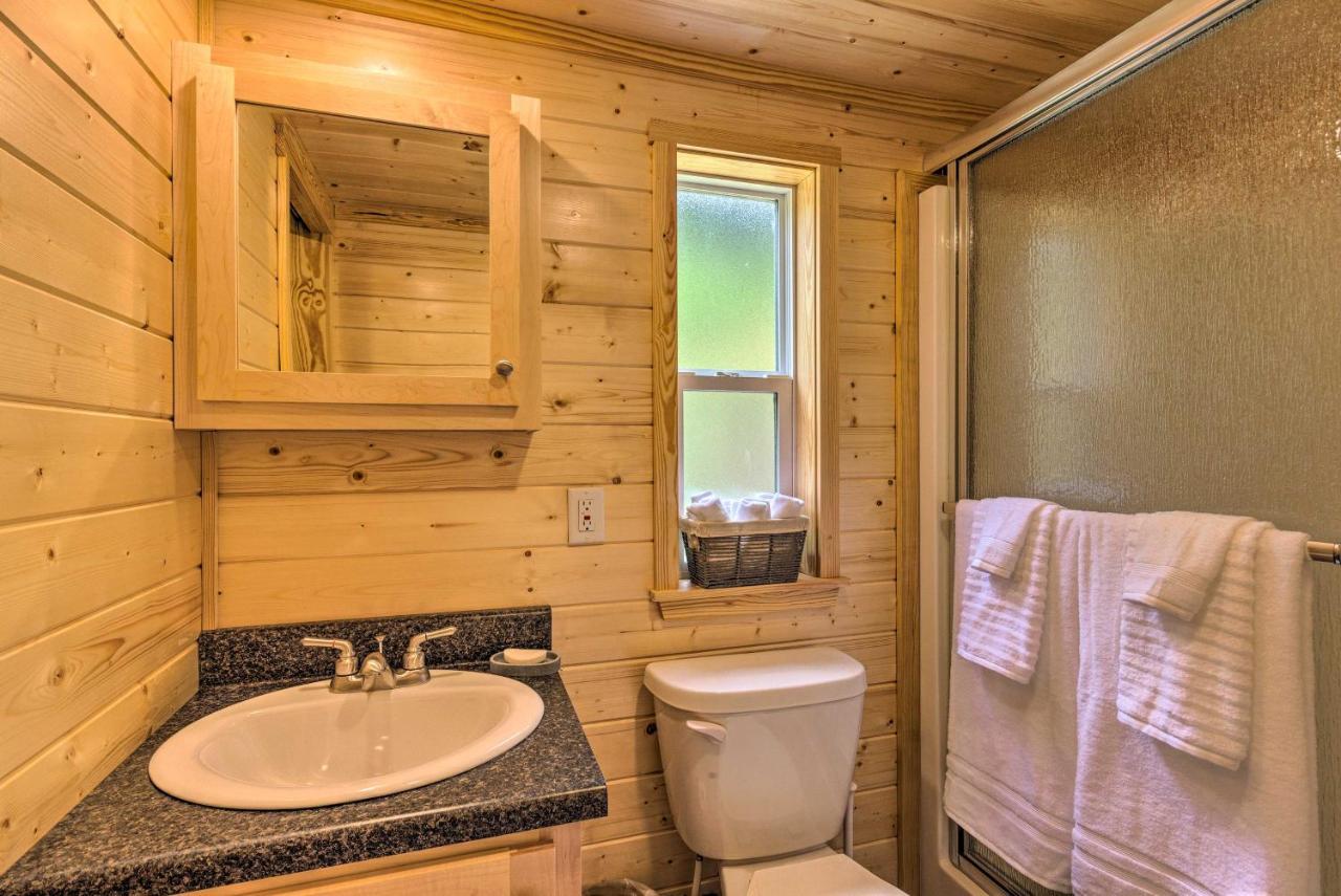 Quaint Mtn Cabin Tiny Living Near Big Adventure 布里瓦德 外观 照片